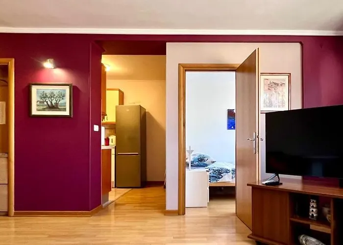 Josip Apartment *